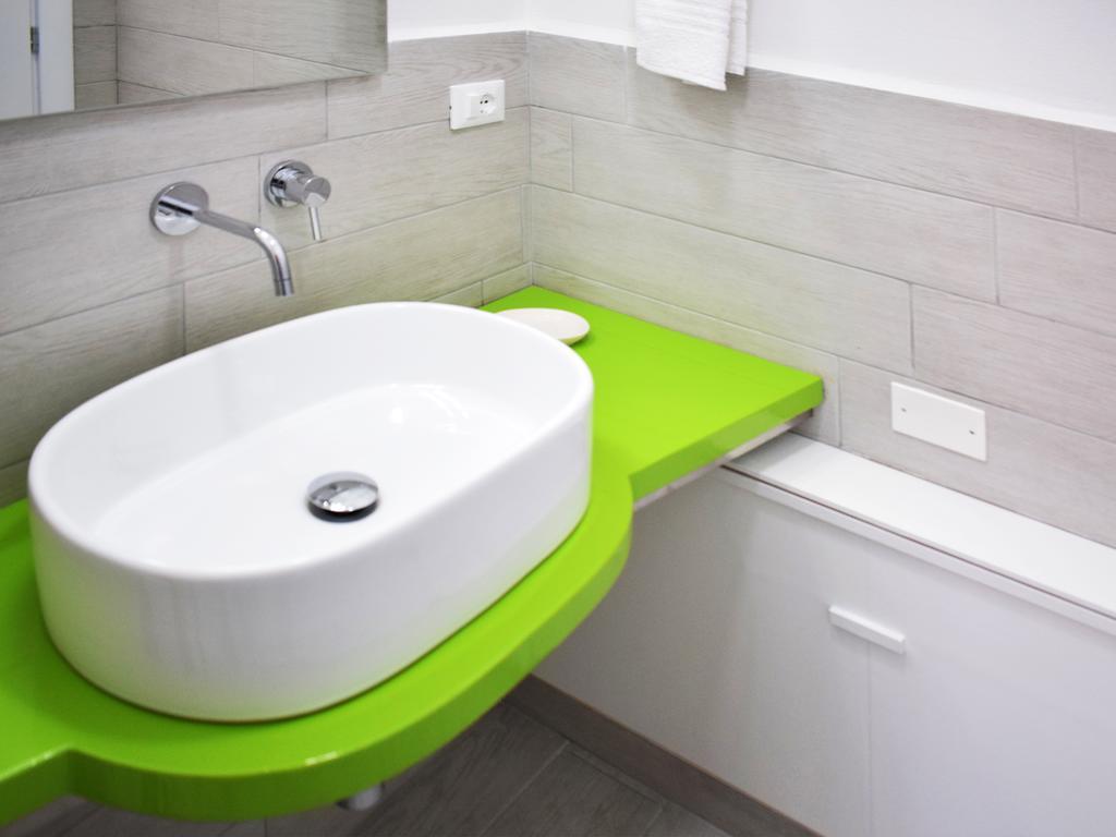 Shower Shows Marsala Buitenkant foto